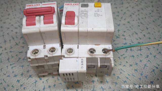 一插插座就跳閘，小毛病而已，按照老電工這個方法，輕松查故障